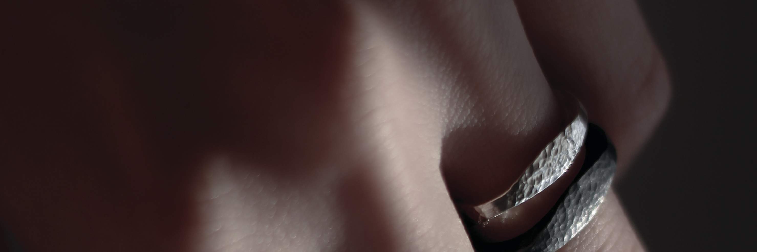 Madmatte 默物 | Xưởng làm nhẫn bạc | Rèn, xoắn | Tsuen Wan 